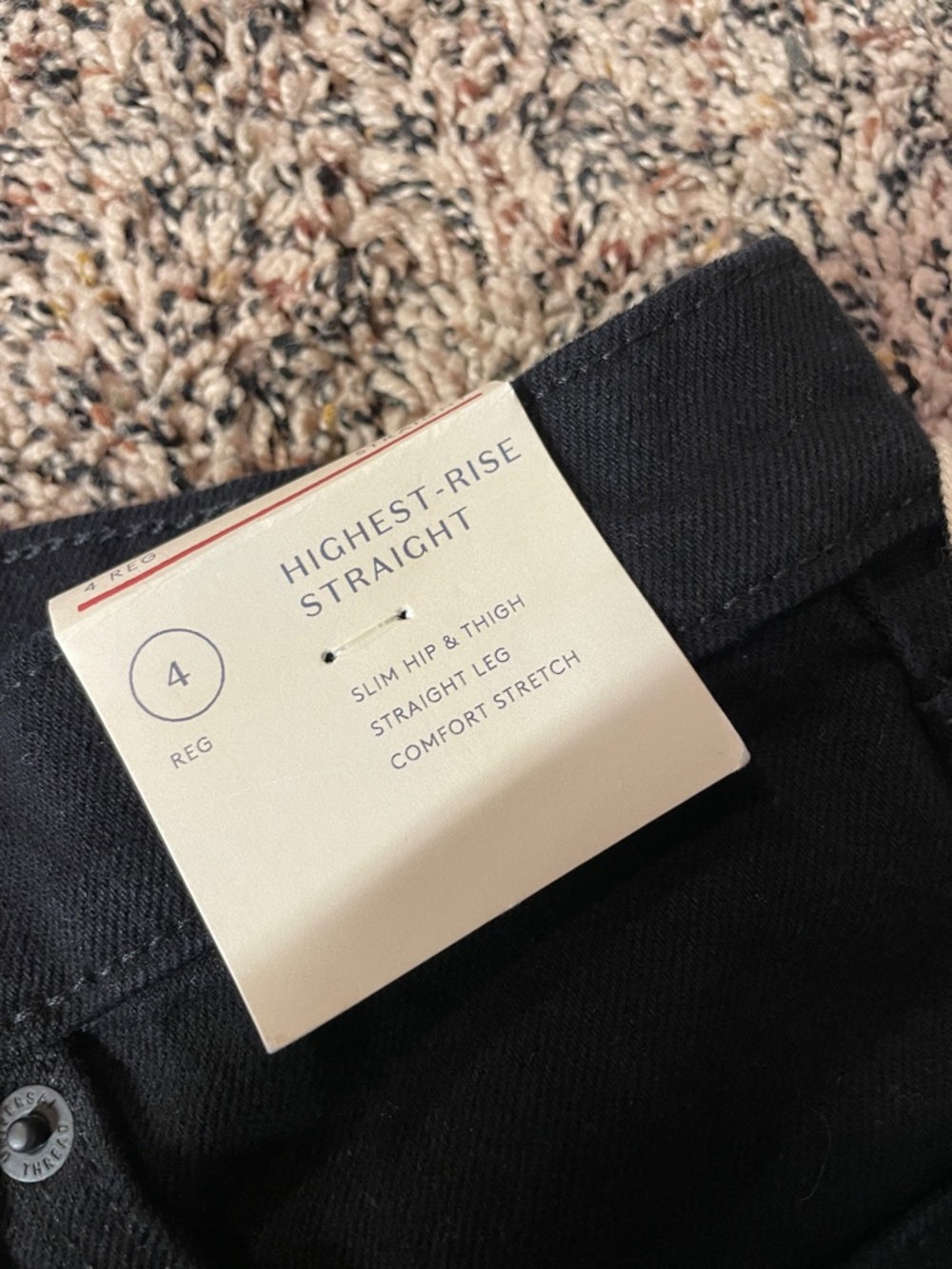 Universal Thread Highest Rise Straight Straight Leg Black Denim Jeans Sz 4 NWT - Picture 8 of 8